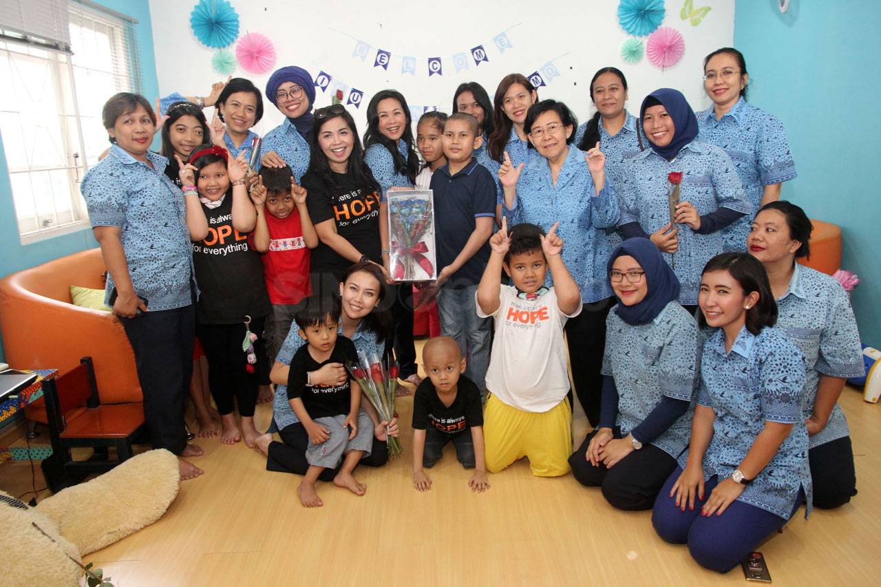 Blue Bird Rayakan Hari...