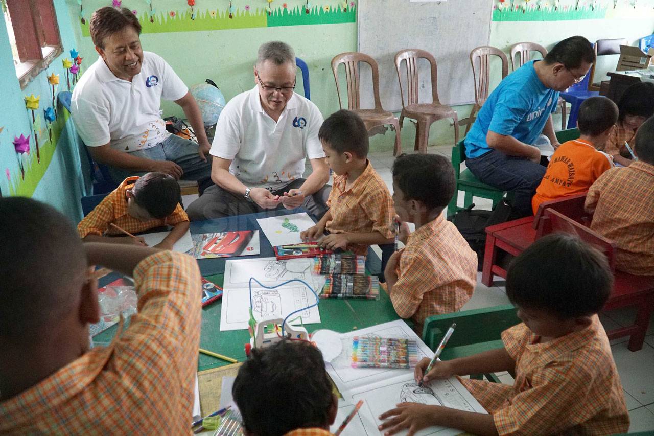 BCA Berikan Edukasi...