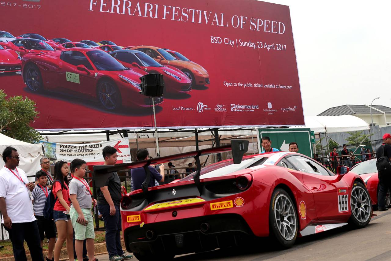 Riuh Ferrari Festival...