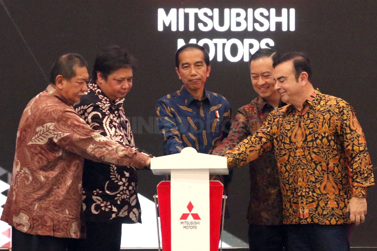 Presiden Jokowi Resmikan...