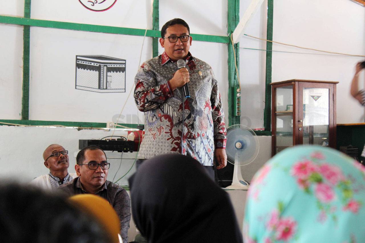 Warga Kampung Aquarium...