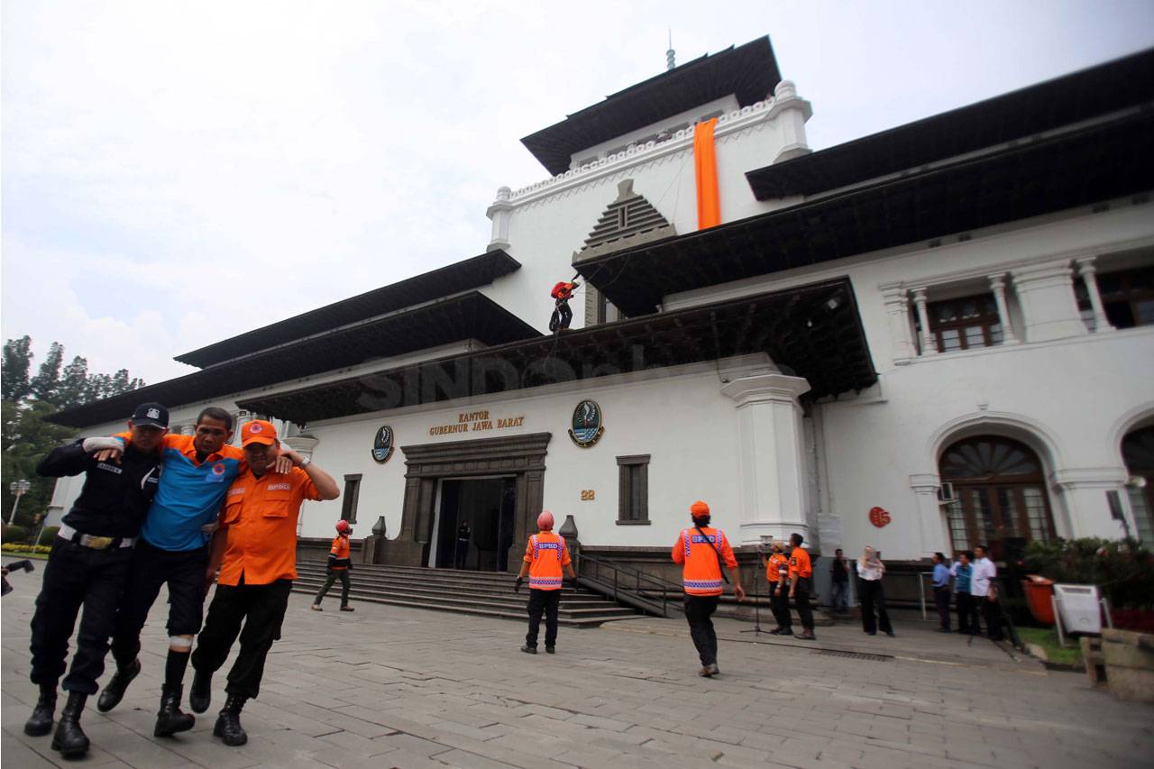 Peringatan Hari Kesiapsiagaan...