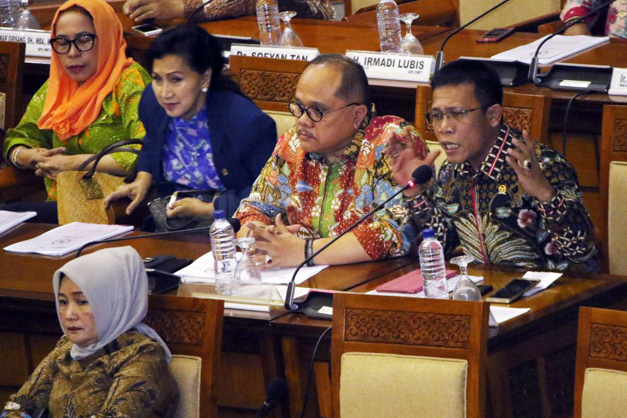 Paripurna Hak Angket...