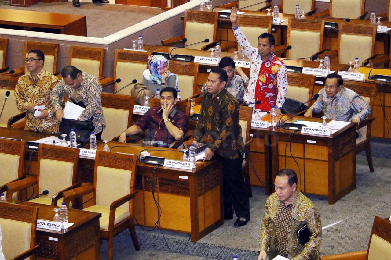 Paripurna Hak Angket...