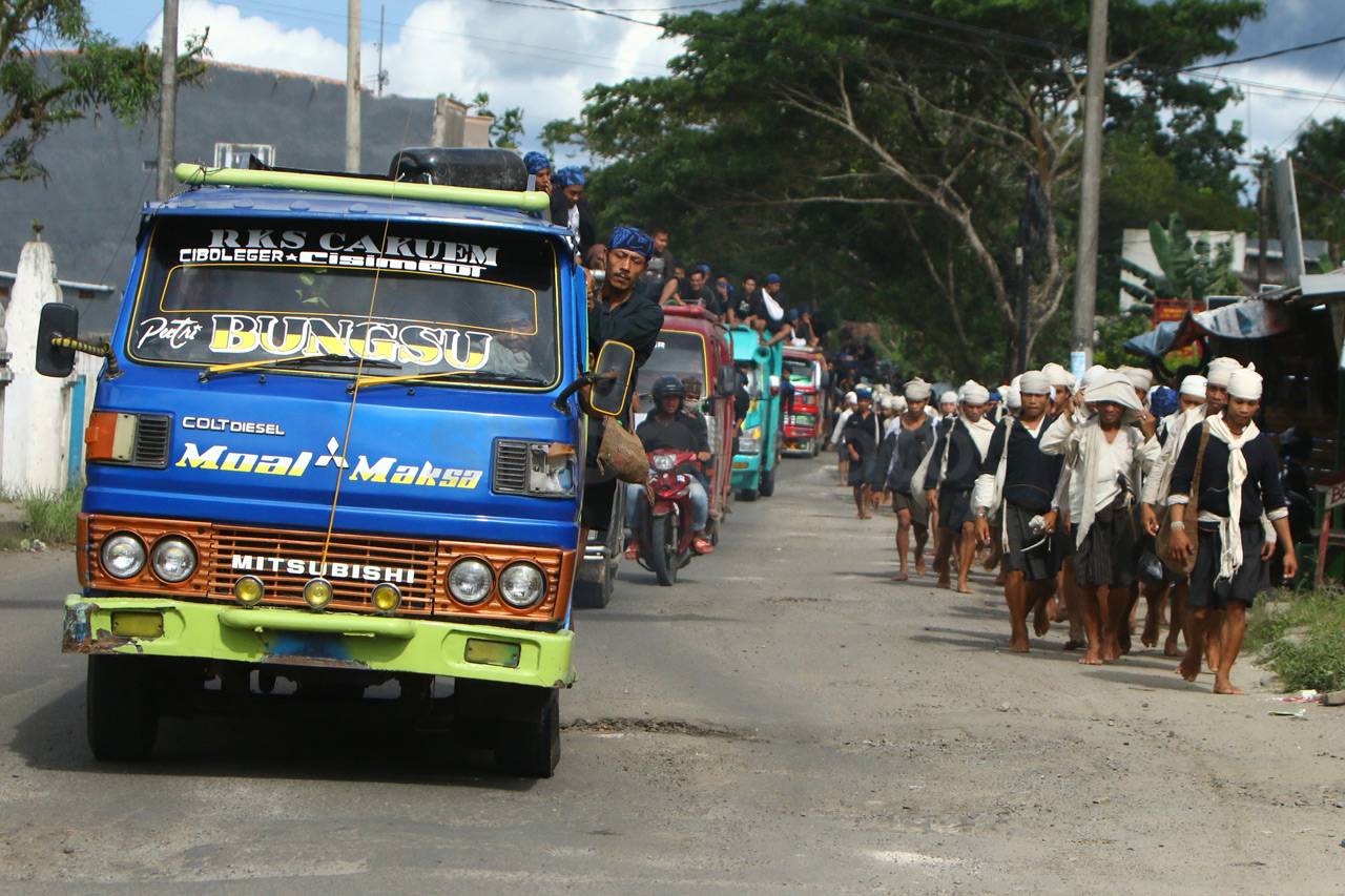 Masyarakat Baduy Jalan...