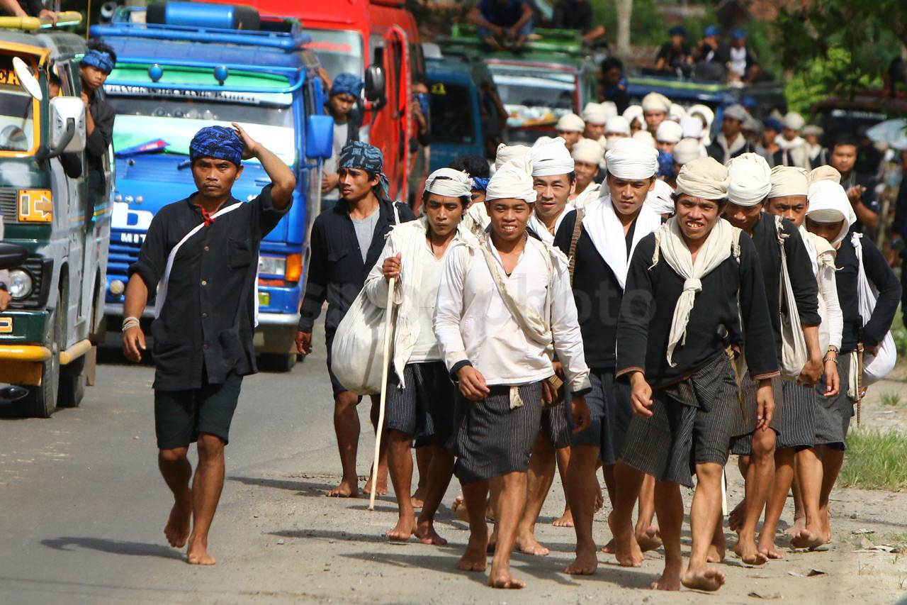 Masyarakat Baduy Jalan...