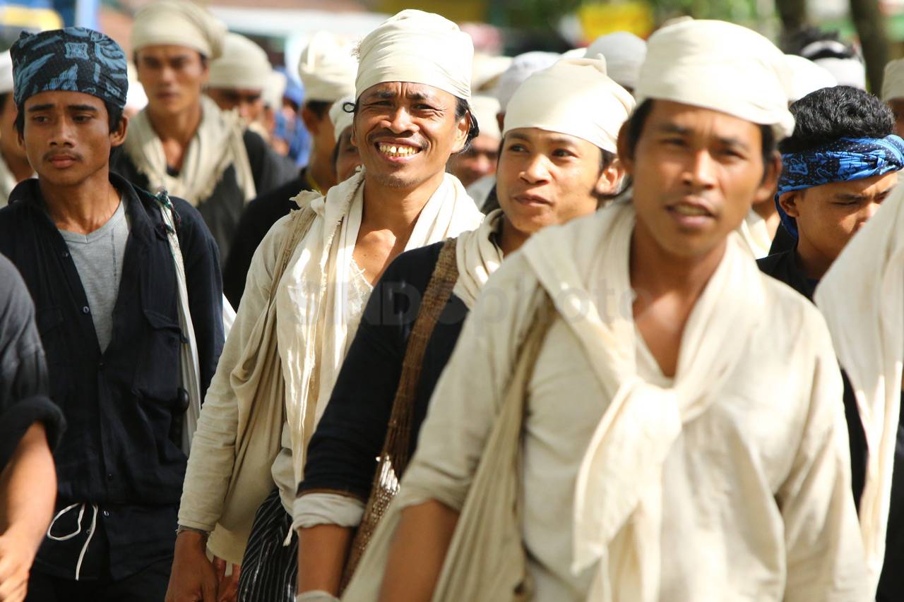 Masyarakat Baduy Jalan...