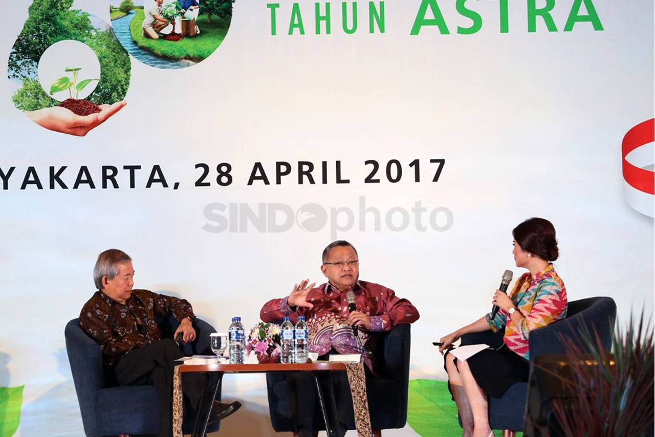 Astra Rayakan HUT Ke-60...