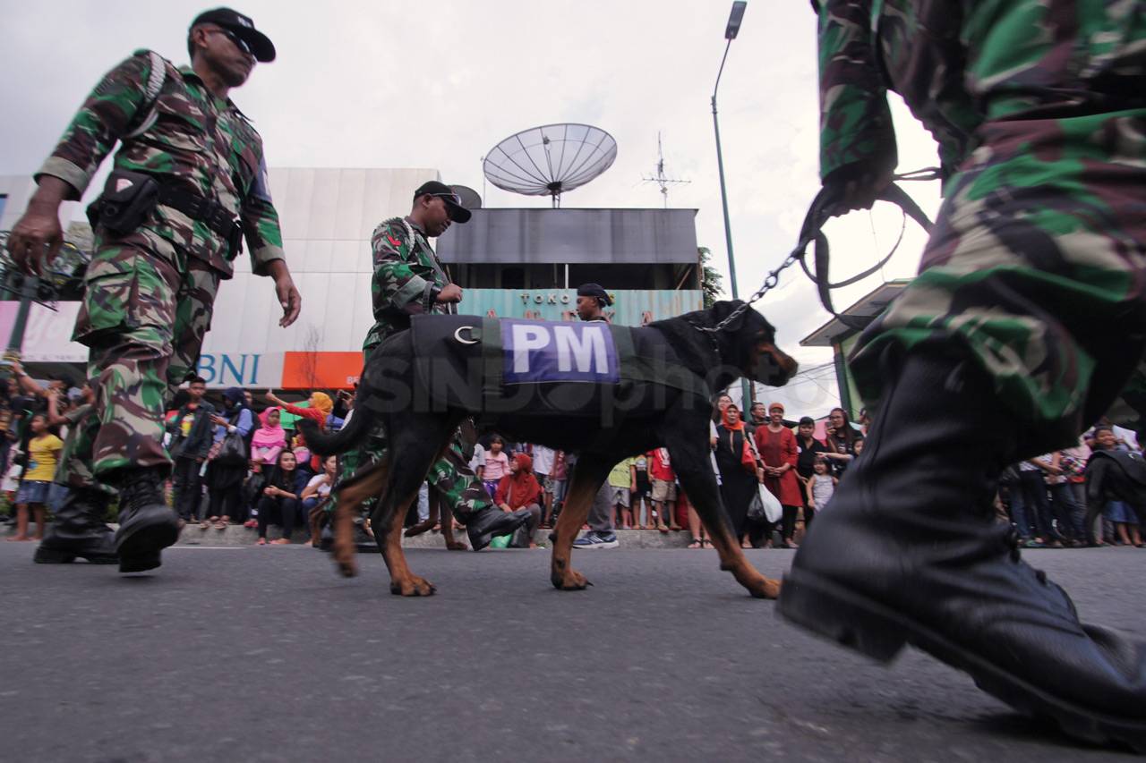 Warga Yogyakarta Antusias...