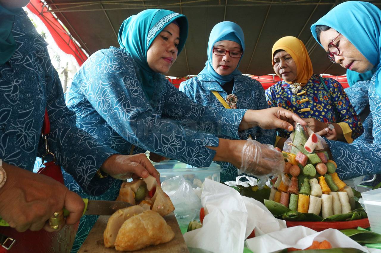 Lomba Tumpeng Pempek...