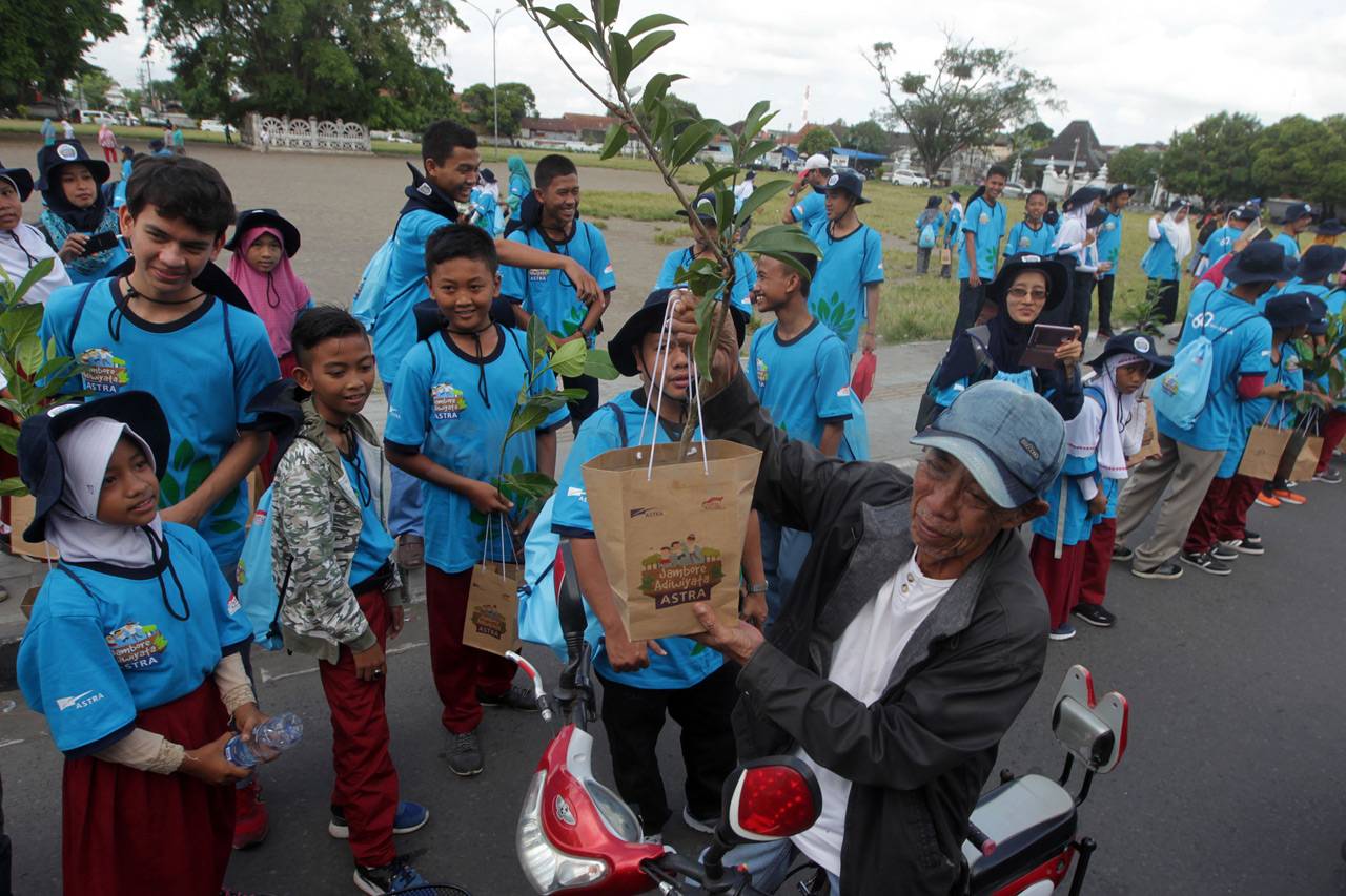 Ratusan Pelajar Ikuti...