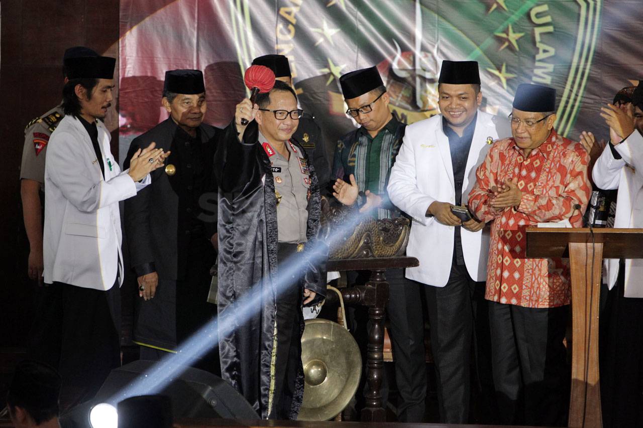 Kapolri Buka Kongres...