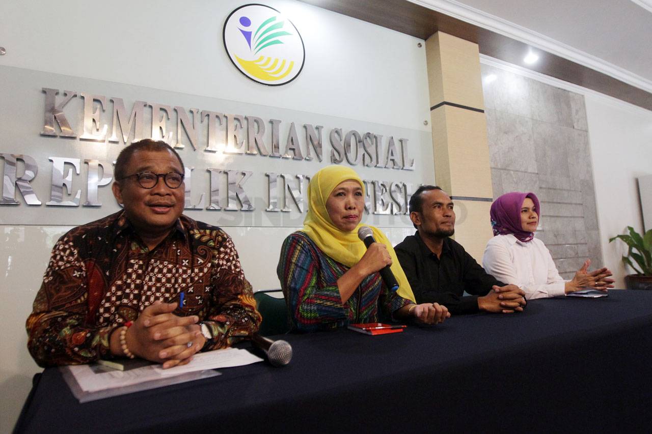 Cak Budi dan Mensos...