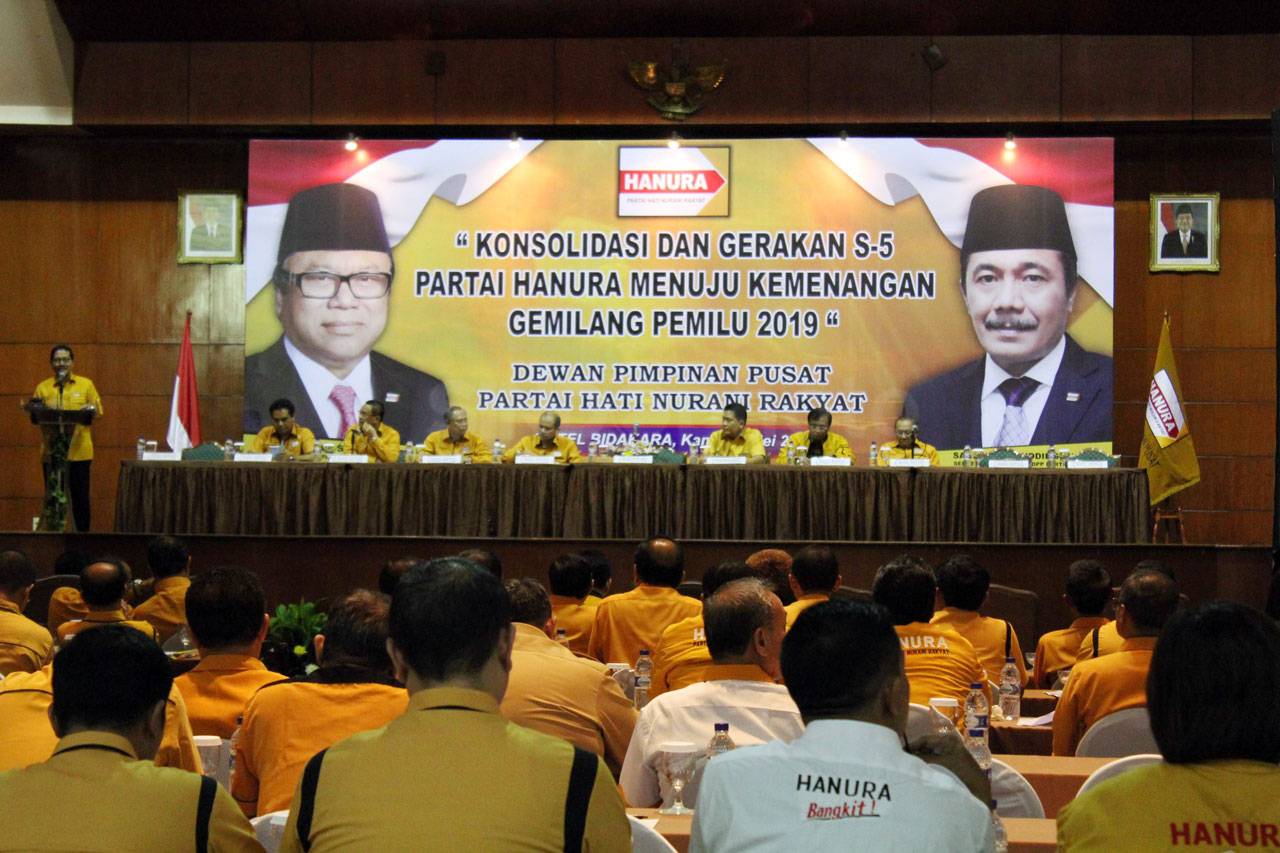 Partai Hanura Gelar...