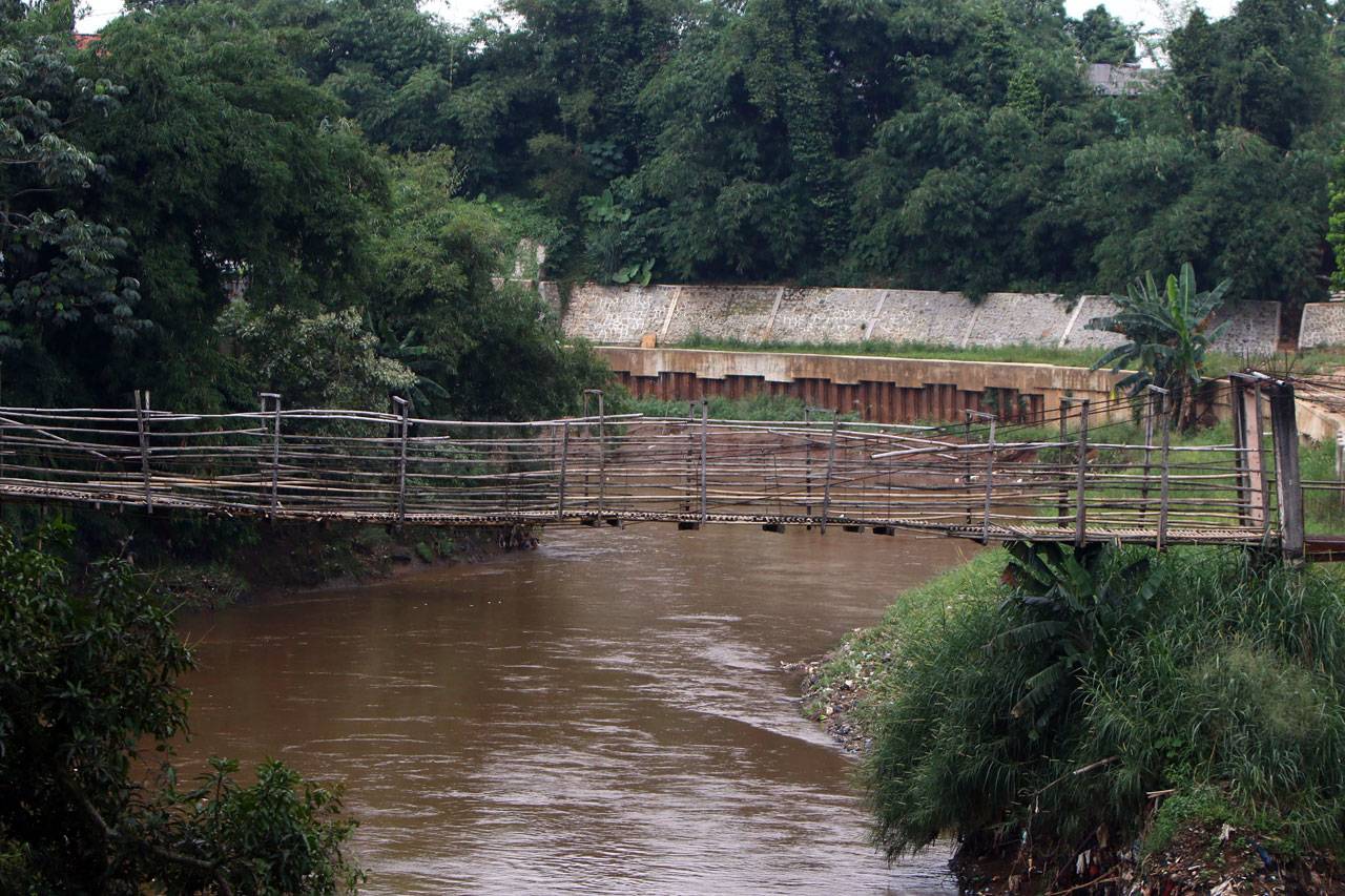 Jembatan Gantung, Akses...