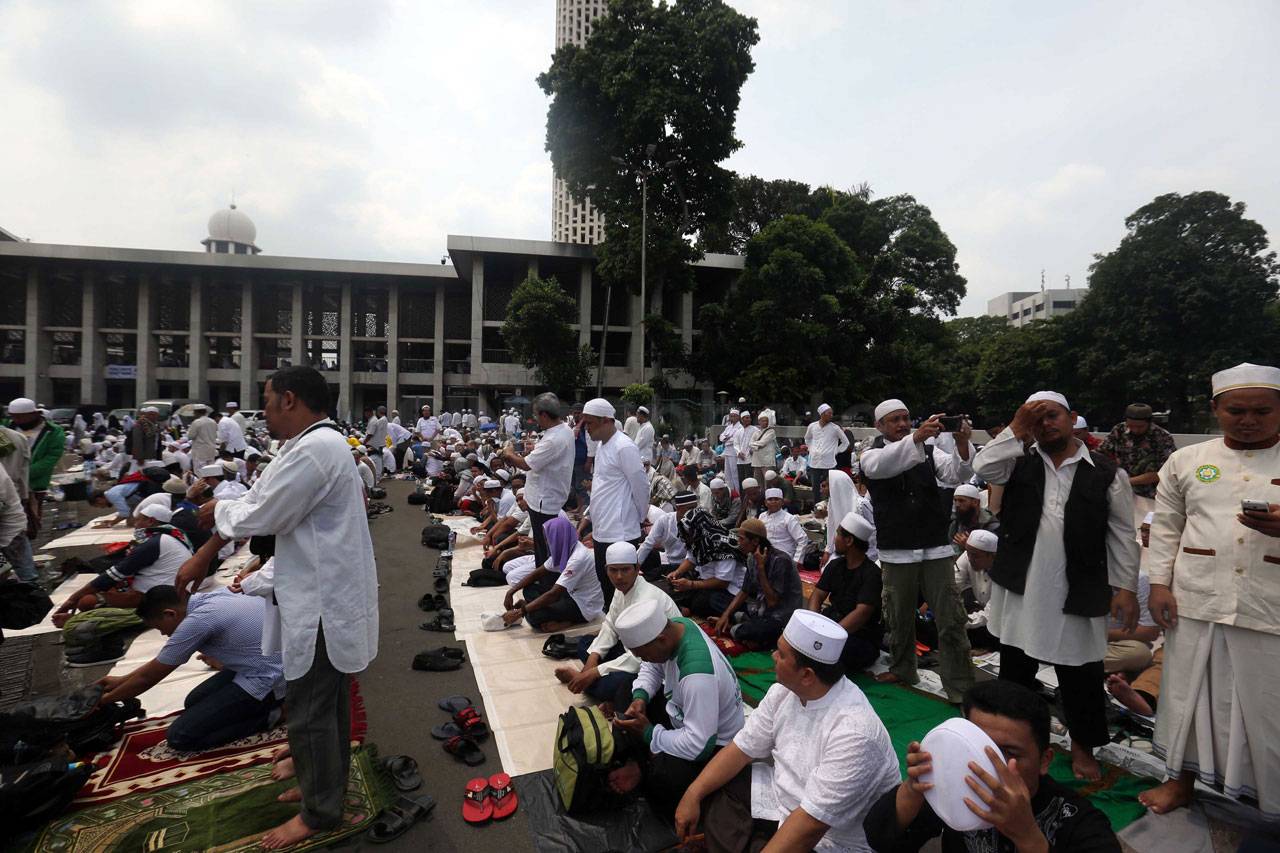 Ribuan Massa Simpatik...
