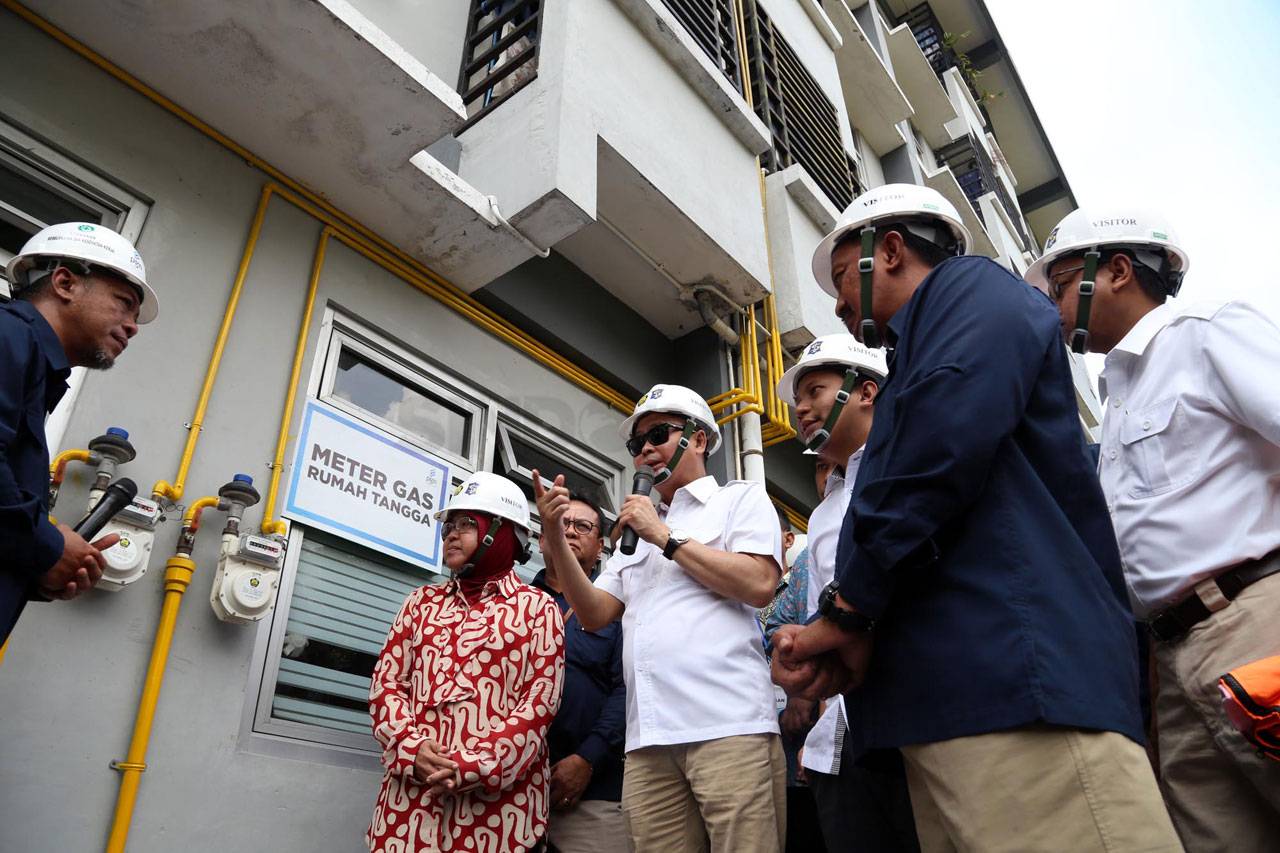 Menteri ESDM Resmikan...