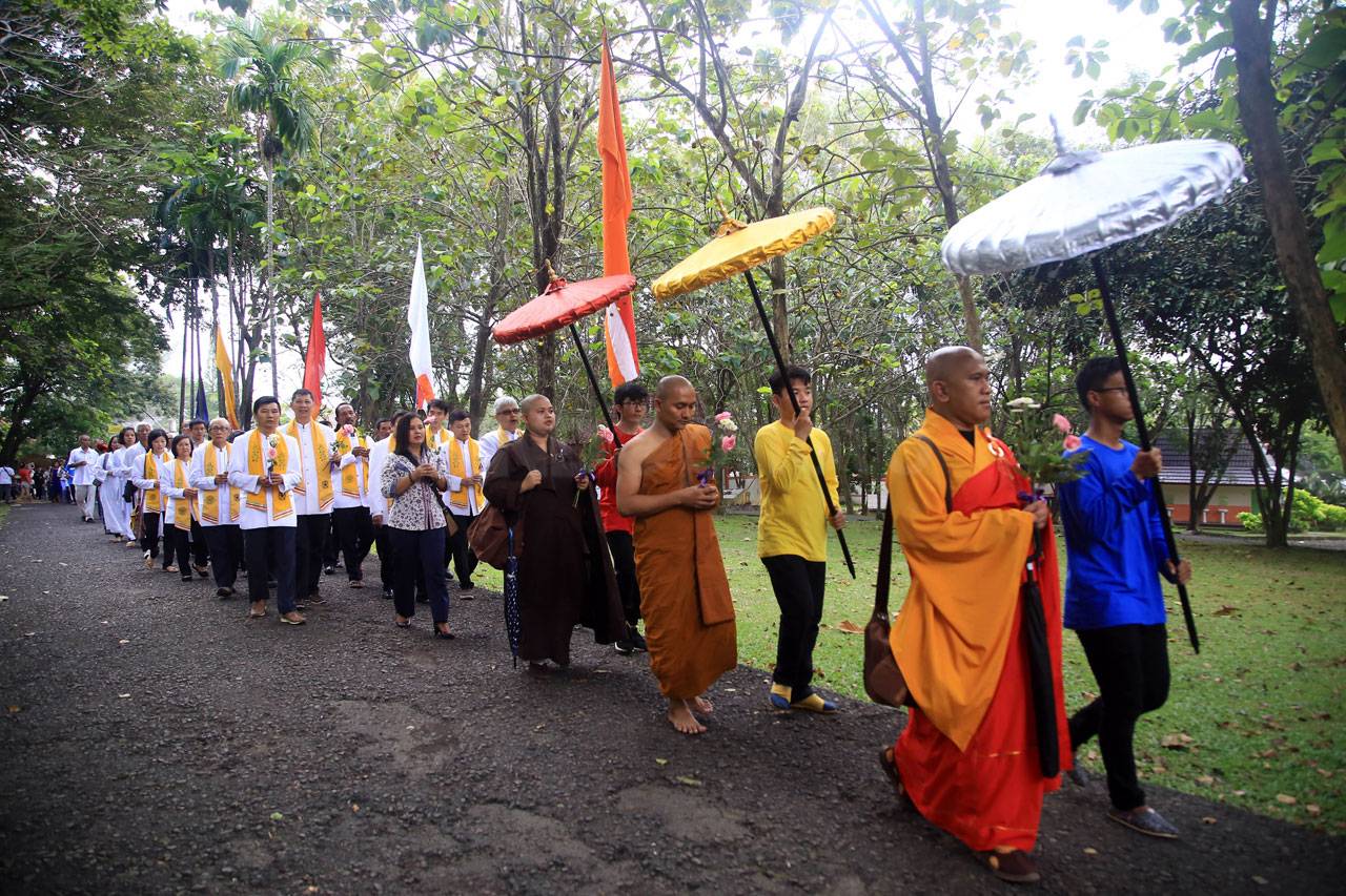 Umat Budha di Sumatera...