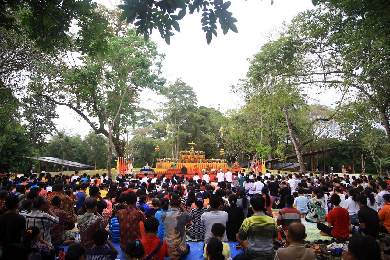 Umat Budha di Sumatera...