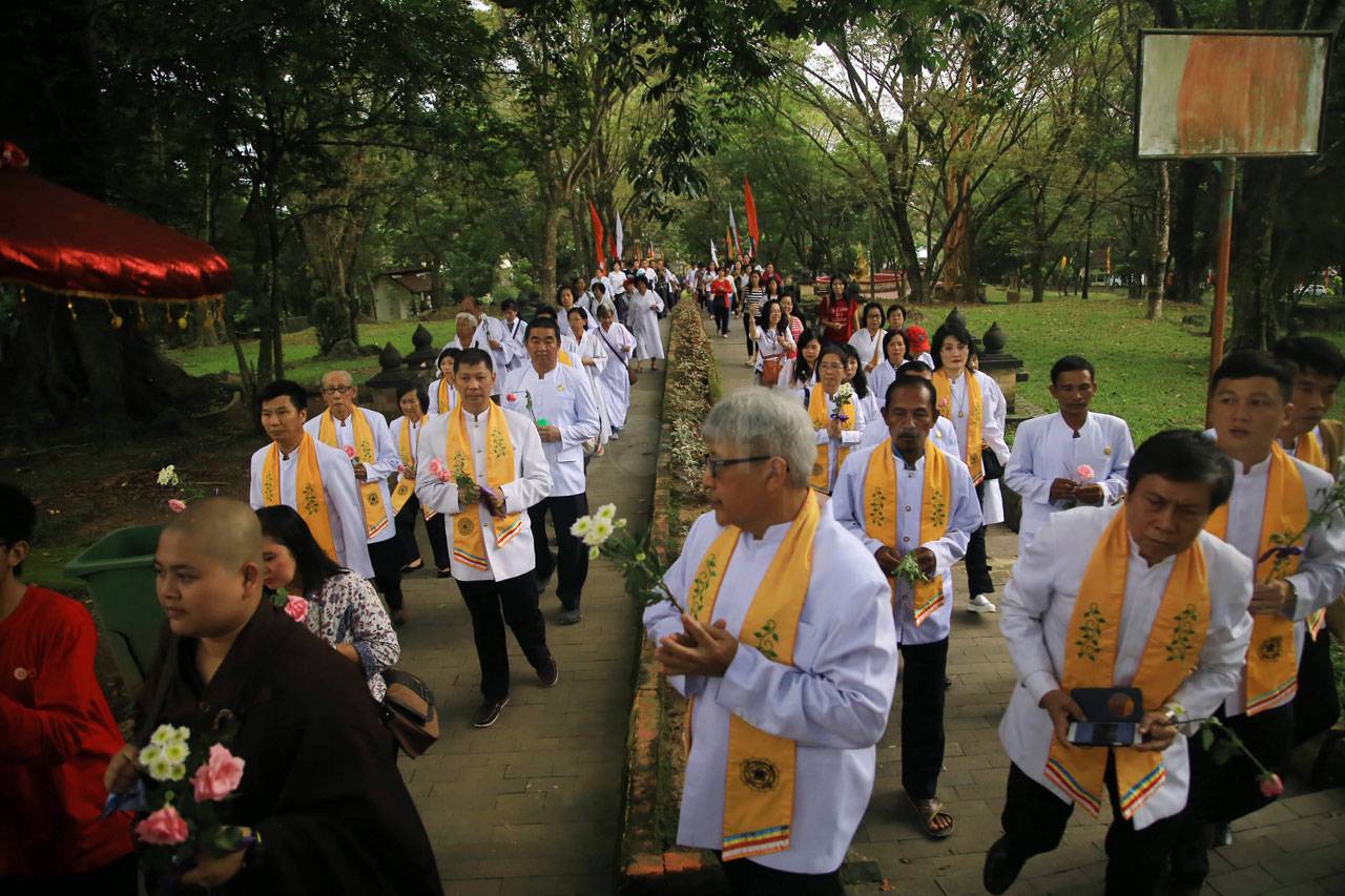 Umat Budha di Sumatera...