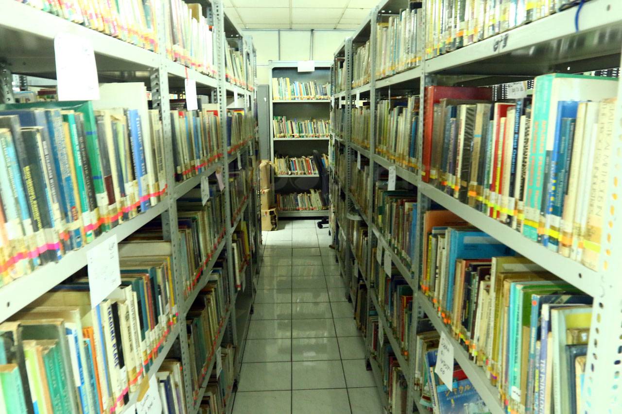 Konservasi Buku di Perpustakaan...