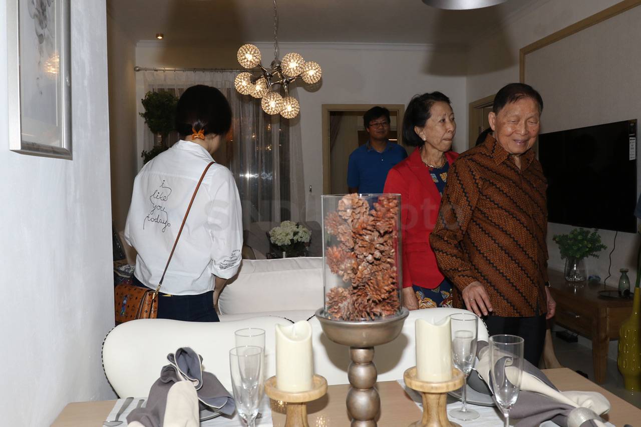 Melihat Pembangunan...