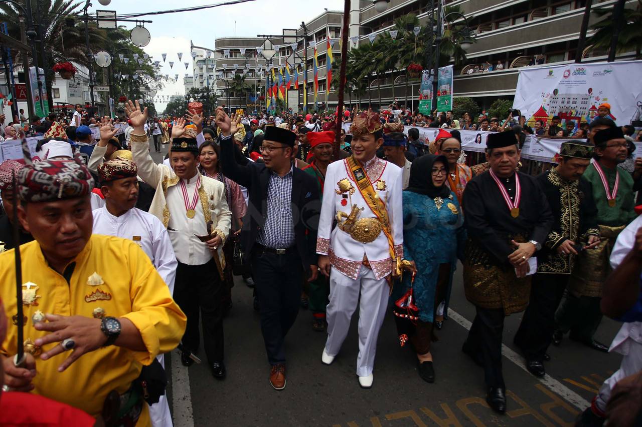 Kemeriahan Karnaval...