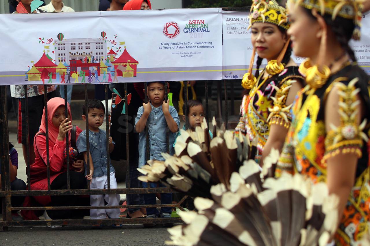 Kemeriahan Karnaval...