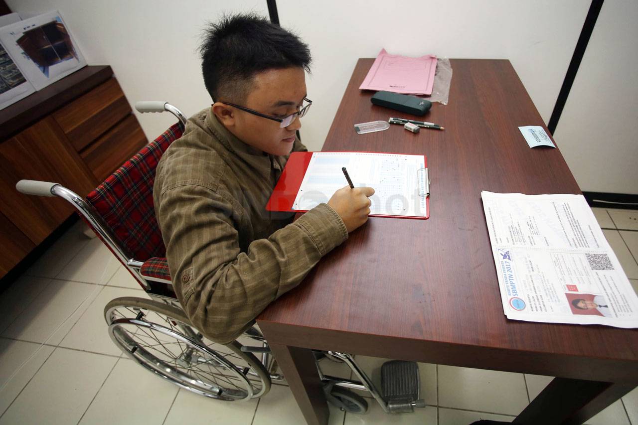 16 Peserta Berkebutuhan...