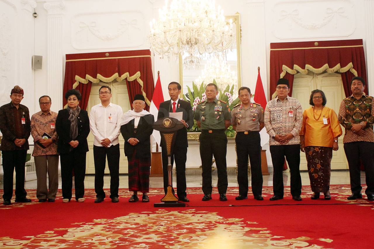 Presiden Jokowi Bertemu...