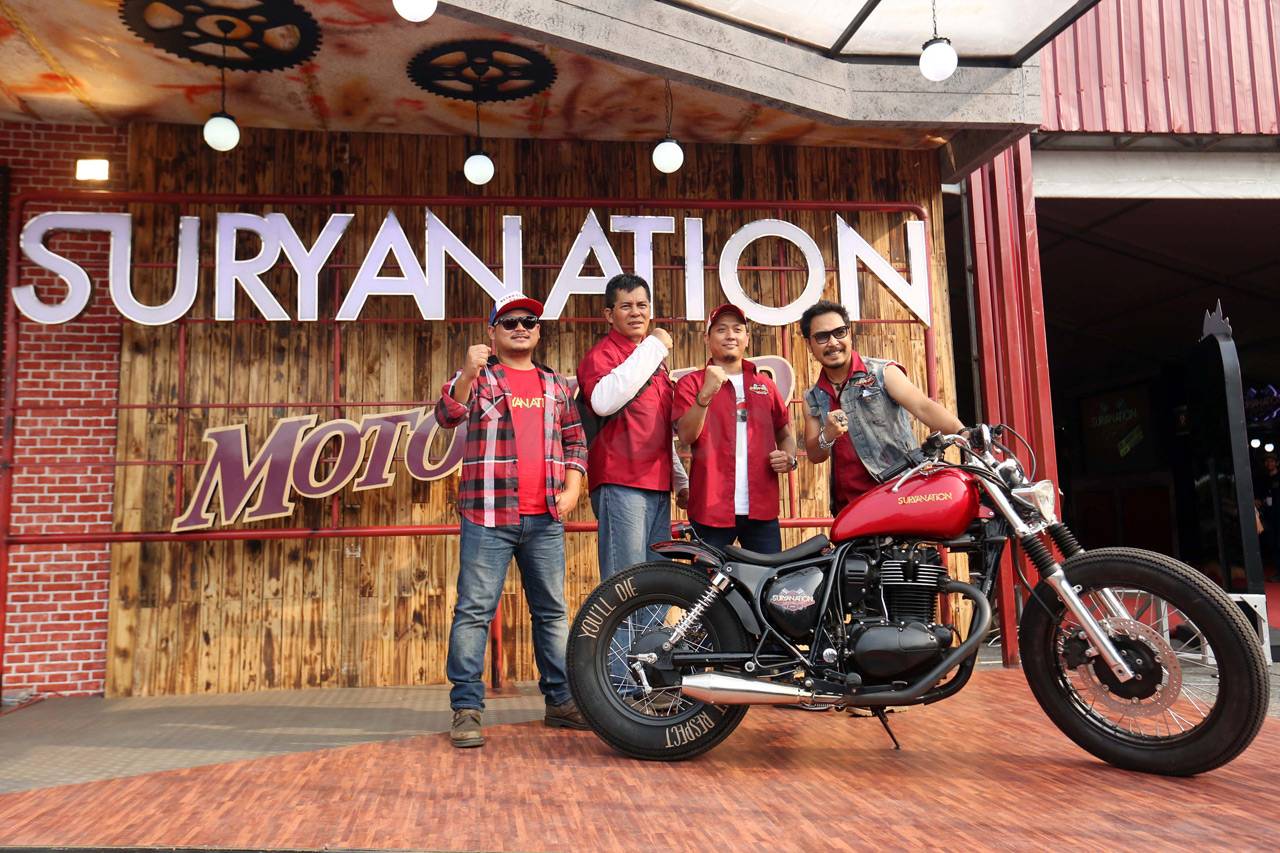 Deretan Motor Kustom...