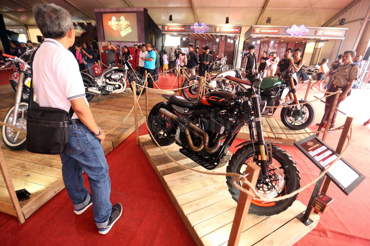 Deretan Motor Kustom...
