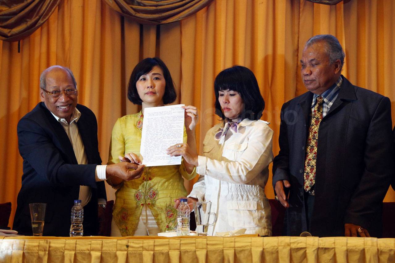 Veronica Tan Menangis...