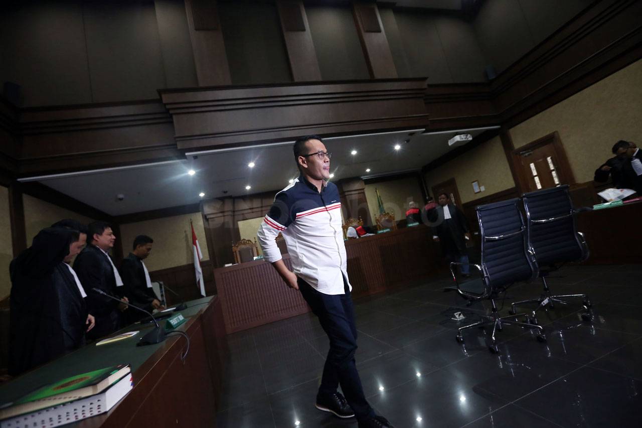 Fahmi Darmawansyah Divonis...