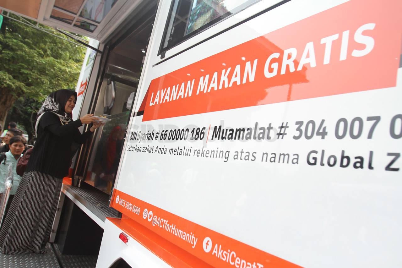 Layanan Makan Gratis...
