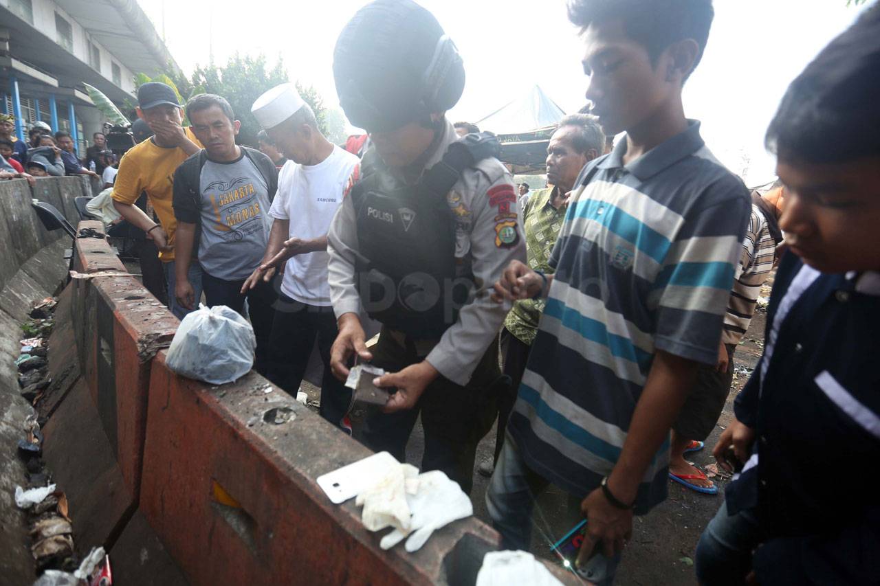 Warga Padati Lokasi...
