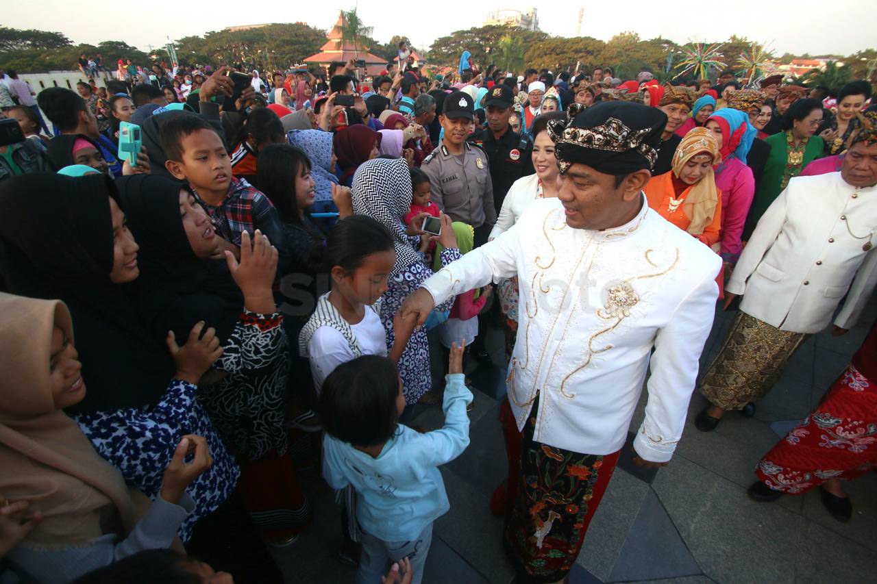 Warga Semarang Tumpah...