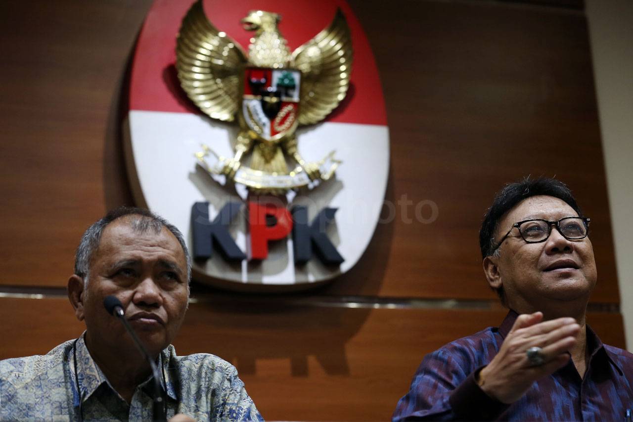 Koordinasi dengan KPK,...