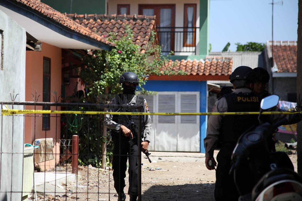 Polisi Amankan Tiga...