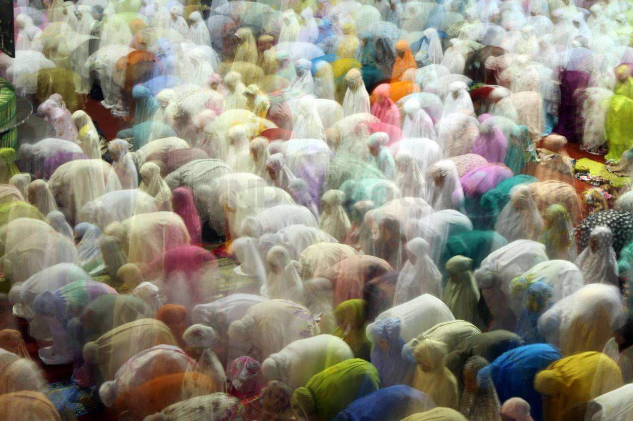 Salat Tarawih Pertama...