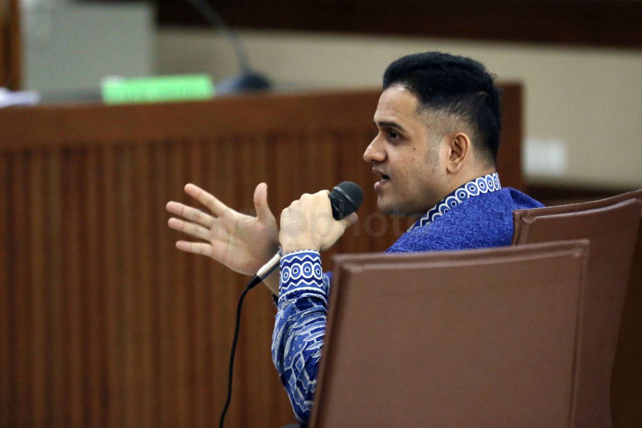 Muhammad Nazaruddin...