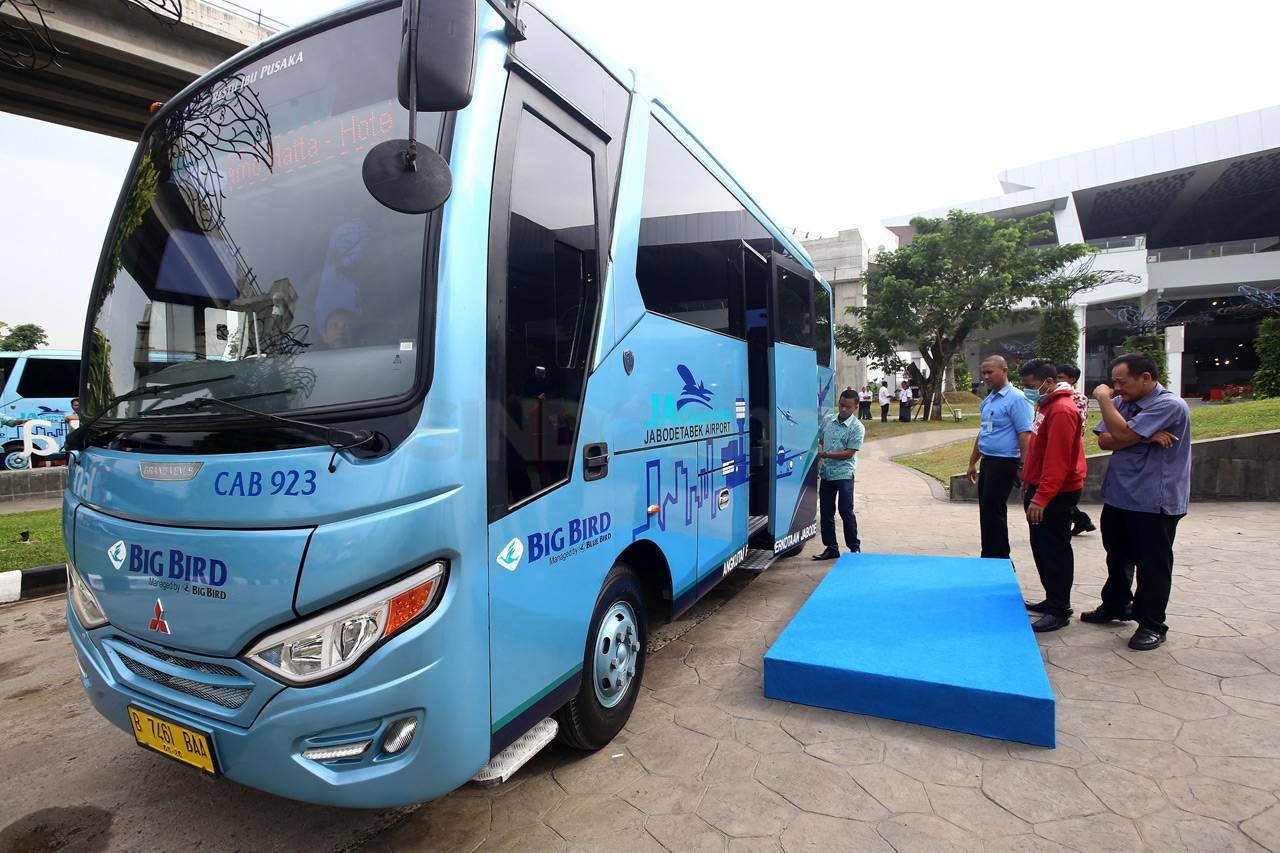 Menhub Resmikan Bus...
