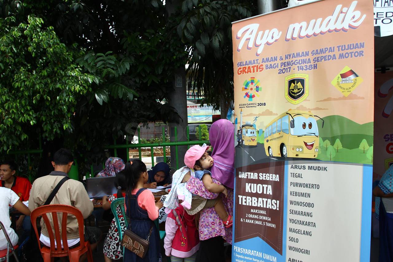 Warga Antusias Daftar...