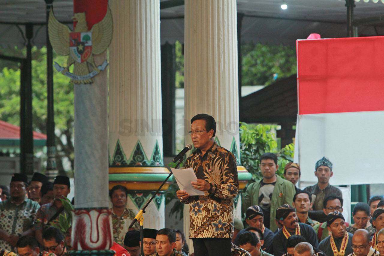 Peringati Hari Lahir...