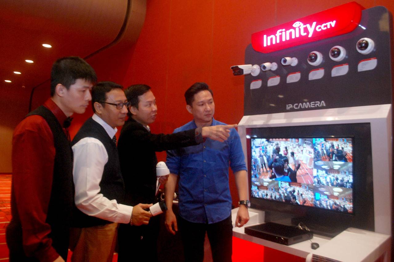 Infinity CCTV Hadirkan...