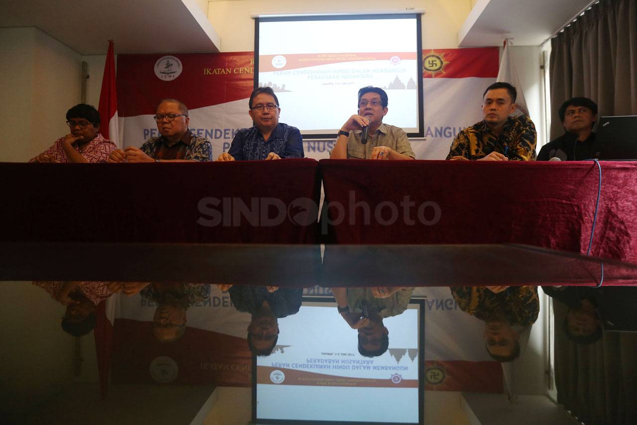 Diskusi Peran Cendekiawan...
