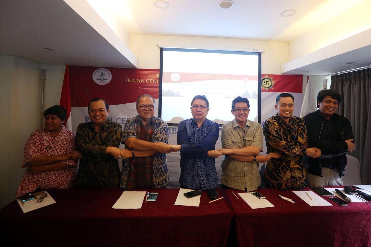 Diskusi Peran Cendekiawan...