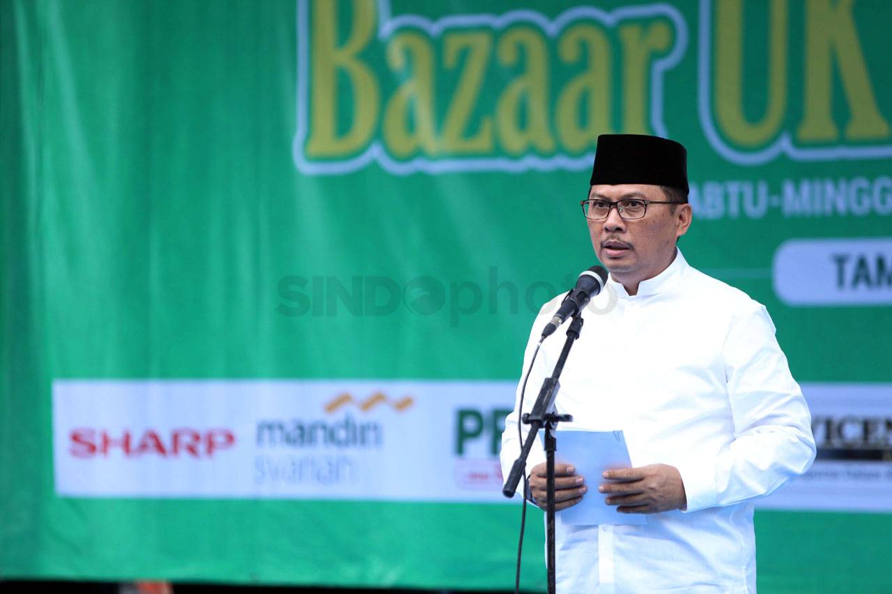 Wali Kota Jaksel Buka...