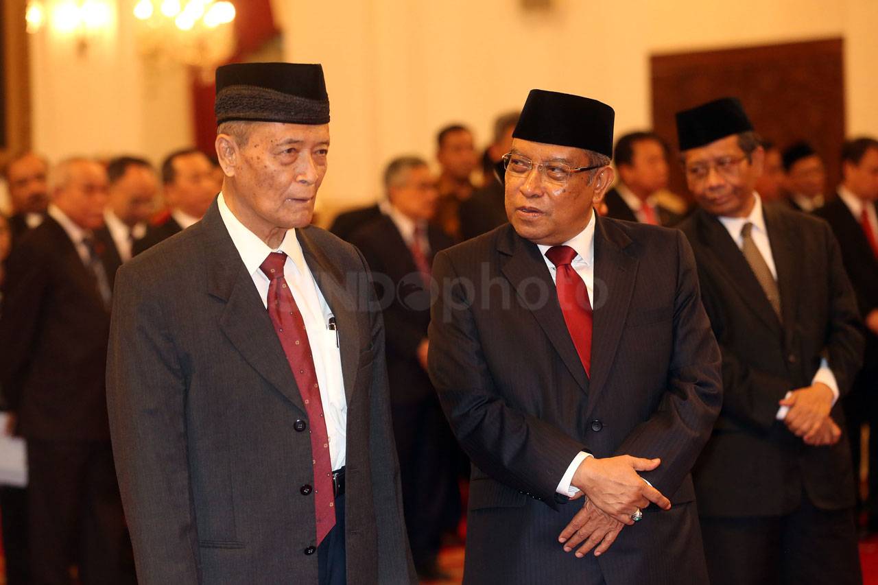 Presiden Lantik Dewan...