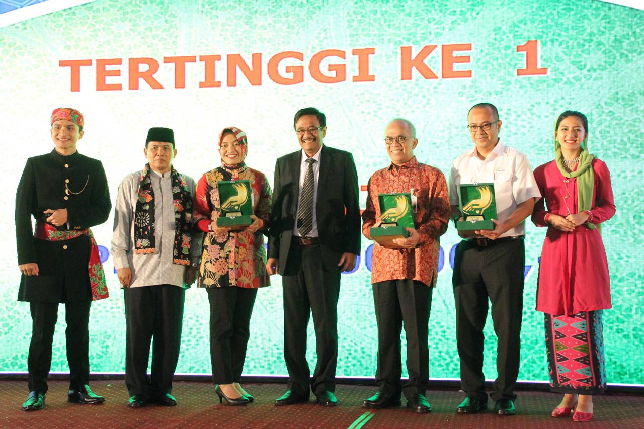 Hajatan Akbar Program...